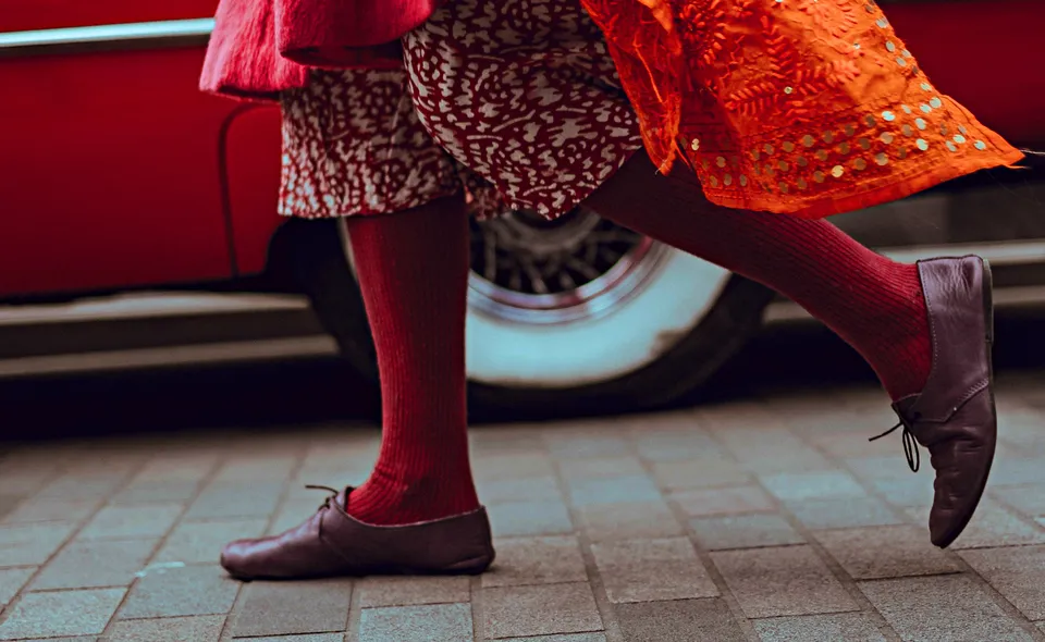 Lessons of tango: arriving
